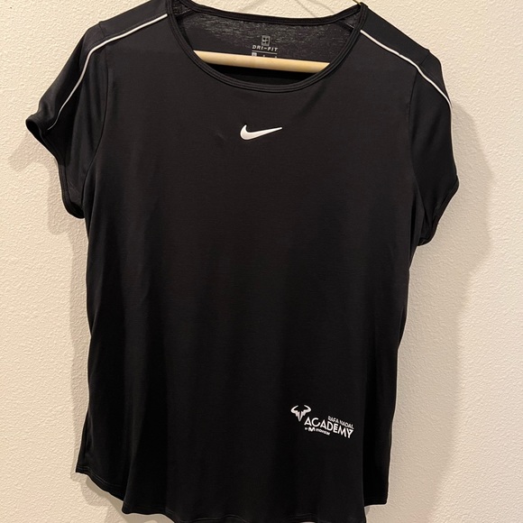 Rafa Nadal Academy Nike T-Shirt - Picture 2 of 7